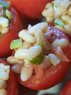Una foto de Tomates rellenos de empedrat
