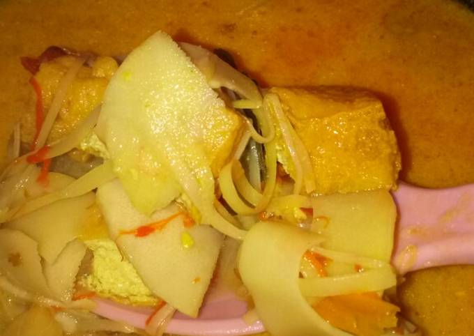 Ini dia! Bagaimana cara memasak Sayur santan rebung dan tahu dijamin nikmat