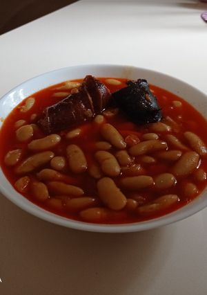 Una foto de Fabada asturiana