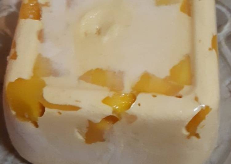 Mango ice cream