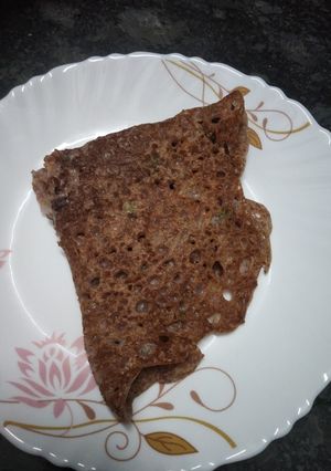 A picture of Ragi cheela.