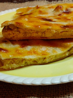 Una foto de Torta de cebollas y pollo