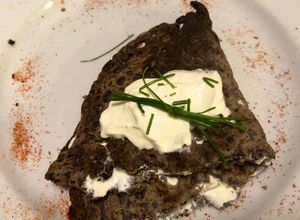 Foto di Gallette bretone con salmone e panna acida