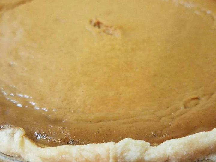 Easy Way Prepare Mom's pumpkin pie the Delicious Makes you drool