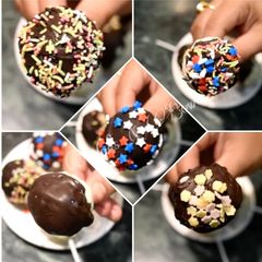 A picture of Cake Pops.