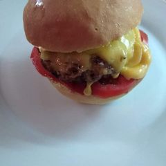 Beef burger A picture of Beef burger.