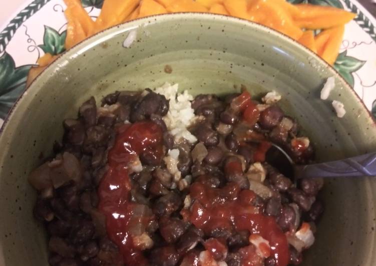 How to Prepare Homemade Black Beans and Rice