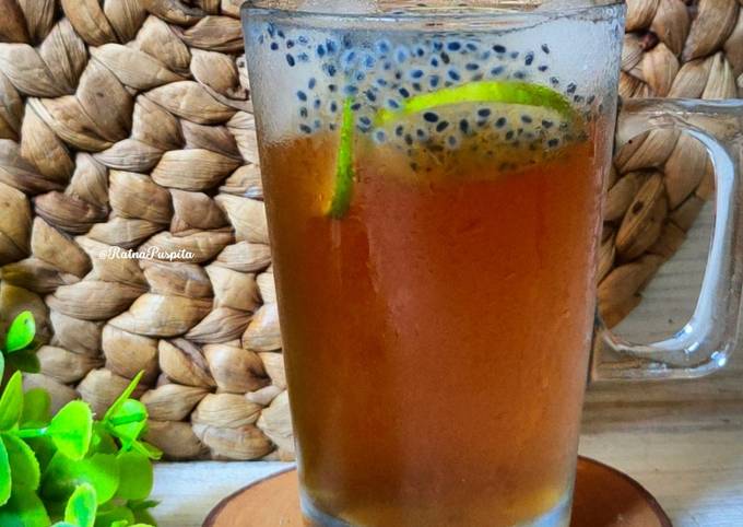 Resep Es Lemon Tea Selasih oleh Ratna Puspita - Cookpad