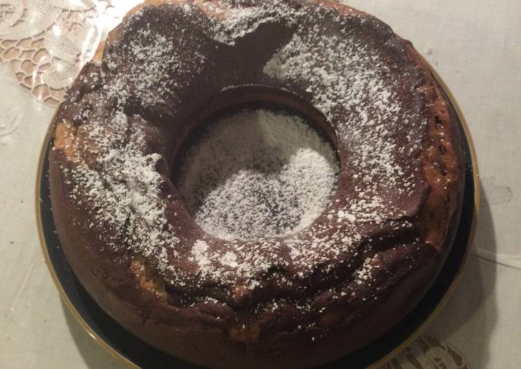 Ciambellone bicolore