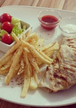 A picture of Chicken Shawarma.