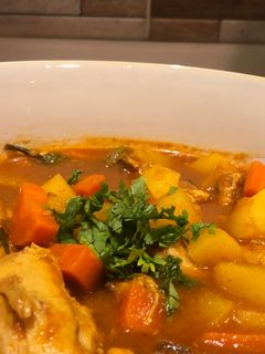 صورة لوصفة ايدام الدجاج بالبطاطس والجزر 🥔🥕
