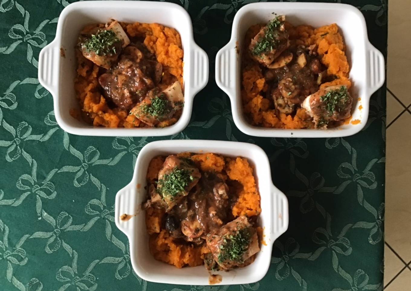Dos de cabillaud aux champignons et purée de carottes