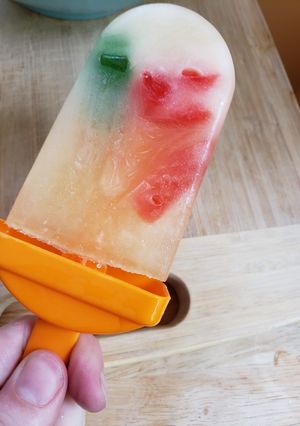 A picture of Gummy popsicles.