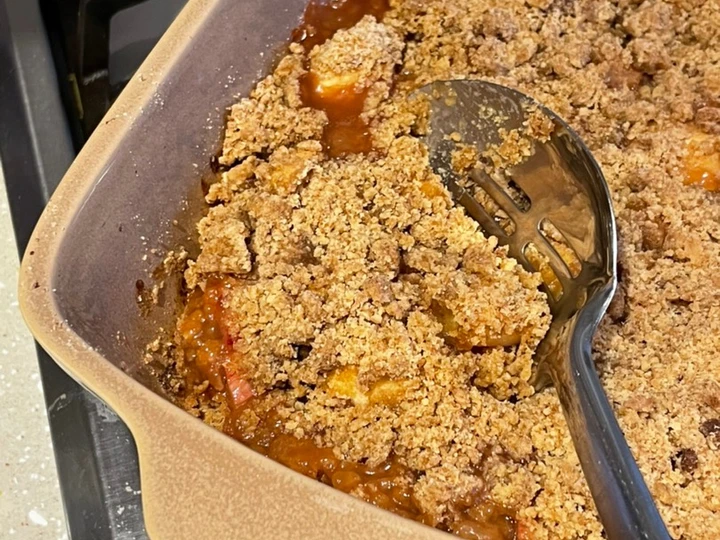 Recipe Rhubarb, Apple &amp;amp; Ginger Crumble 🍎🍏 which So Delicious