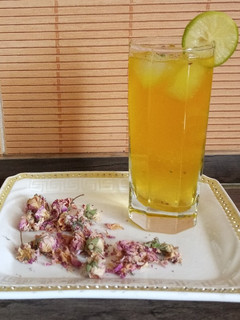 عکسی از دستور نوشیدنی خنک لیمو و عسل😋