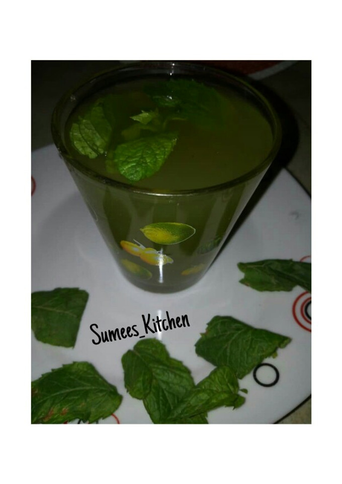 A picture of Cucumber_Ginger Cooler.