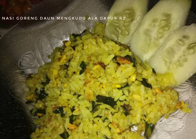 Anti Ribet, Memasak Nasi goreng daun mengkudu ala dapur RZ Yang Mudah