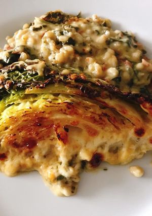 Sajtszószos kelkáposzta árpával recept fotója