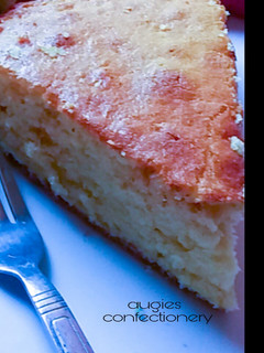 A picture of Lemon cake.