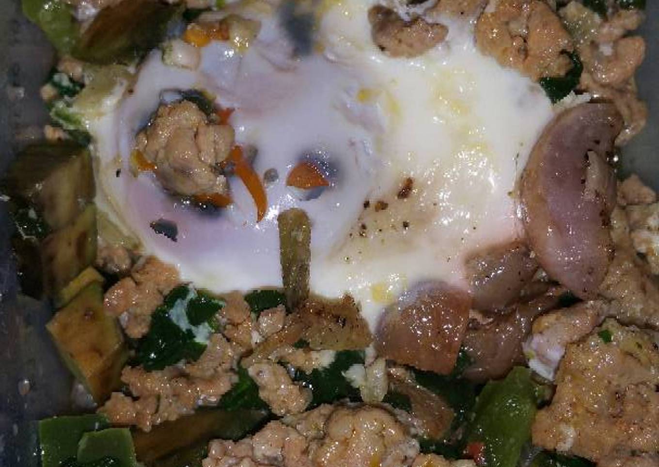 Chorizo, Pepper and Avacado Skillet