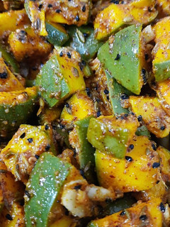 A picture of Aam ka achar.
