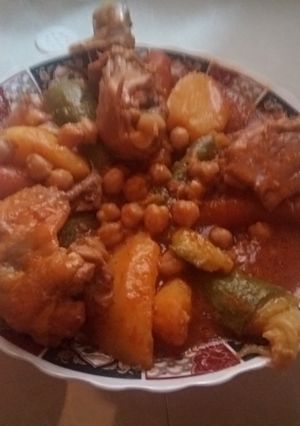 صورة لوصفة كسكسي بمرق احمر