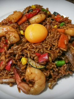 Una foto de Arroz jazmín frito estilo oriental