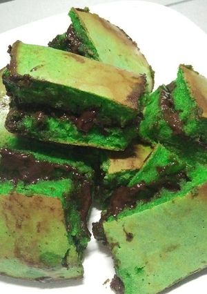 Foto resep Martabak manis pandan cokelat