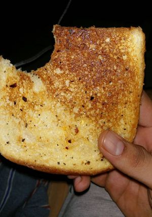 A picture of Cloth Iron Grilled Sandwich.