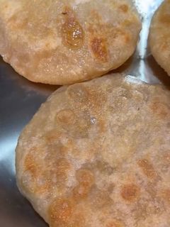 A picture of Fried Beef Pies.