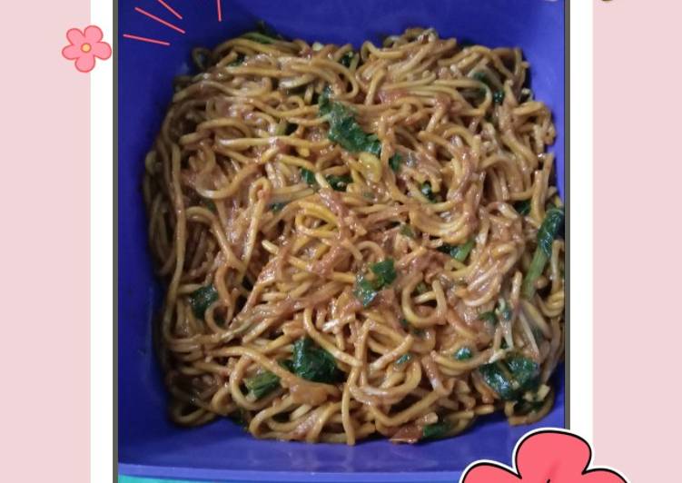 Cara Gampang Menyiapkan Mie Goreng, Lezat