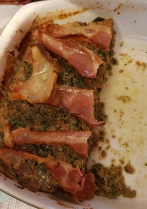 Una foto de Pan de carne con espinaca