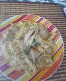 Sopita de pollo con chuño