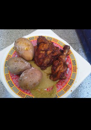 Una foto de Pollo al salmorejo