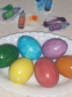 Una foto de Huevos decorados para Pascua