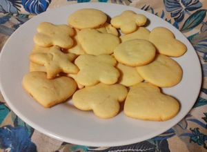 Una foto de Galletitas de Limón sin Manteca🍋