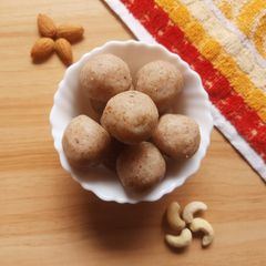 A picture of Dryfruits ladoo😋.
