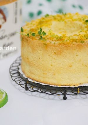 檸香甜橙戚風蛋糕(適合初學者的詳細說明) 的食譜成品照片