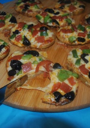A picture of Potato pizza  پتیزا سیب زمینی.