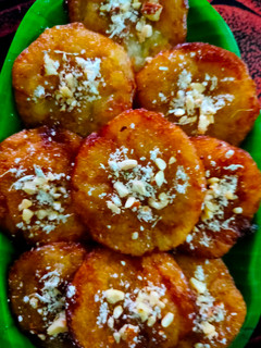 மால்புவா(Maalpuva recipe in tamil) செய்முறை முக்கிய புகைப்படம்