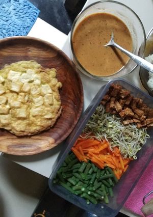 Foto resep Pecel Sayur + Tahu telur