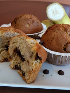 Foto principal de Muffins de plátano y chips de chocolate