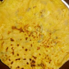 Besan pyaz paratha (gram flour/onion paratha) A picture of Besan pyaz paratha (gram flour/onion paratha).