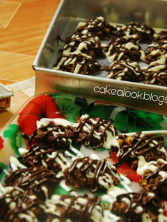 Foto resep Eggless Choco Cereal Cookies