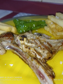 Una foto de Costillas de cordero a la plancha