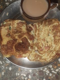 ब्रेड आमलेट (Bread Omelette recipe in Hindi) रेसिपी मुख्य फोटो