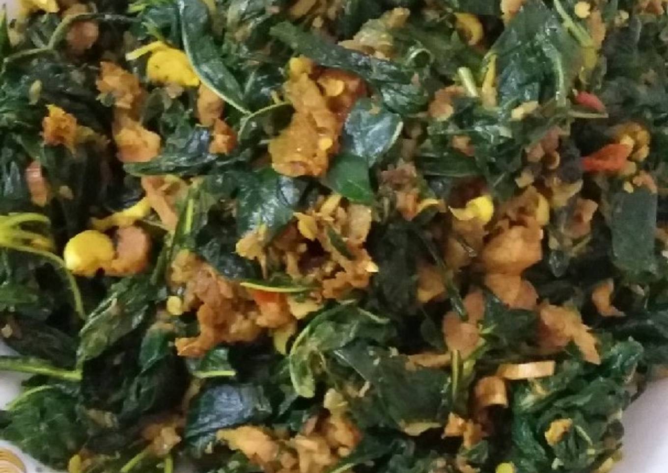 Sayur daun singkong