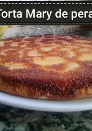 Una foto de Torta invertida de peras