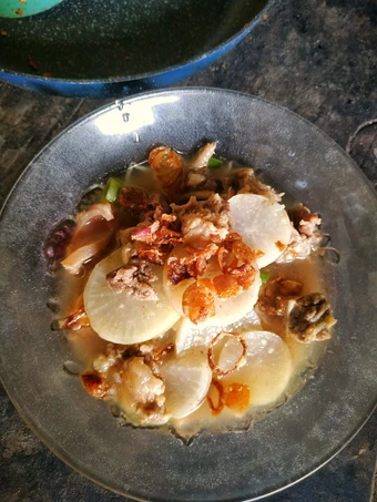 Cara Mudah Menyiapkan Resep Sup lobak sapi bening yang Bikin Ngiler