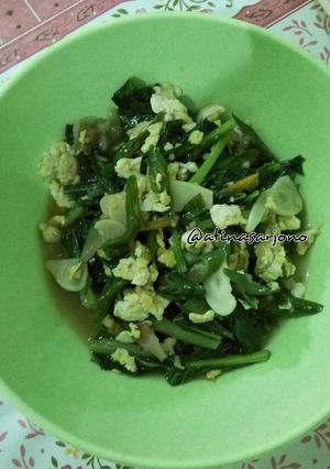 Foto resep Tumis Sawi Scramble Egg